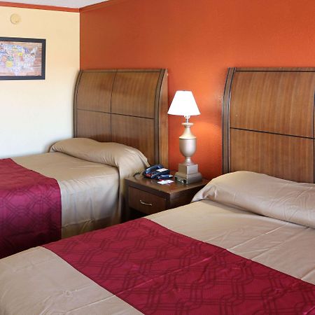 Econo Lodge Charlotte Airport Area Экстерьер фото