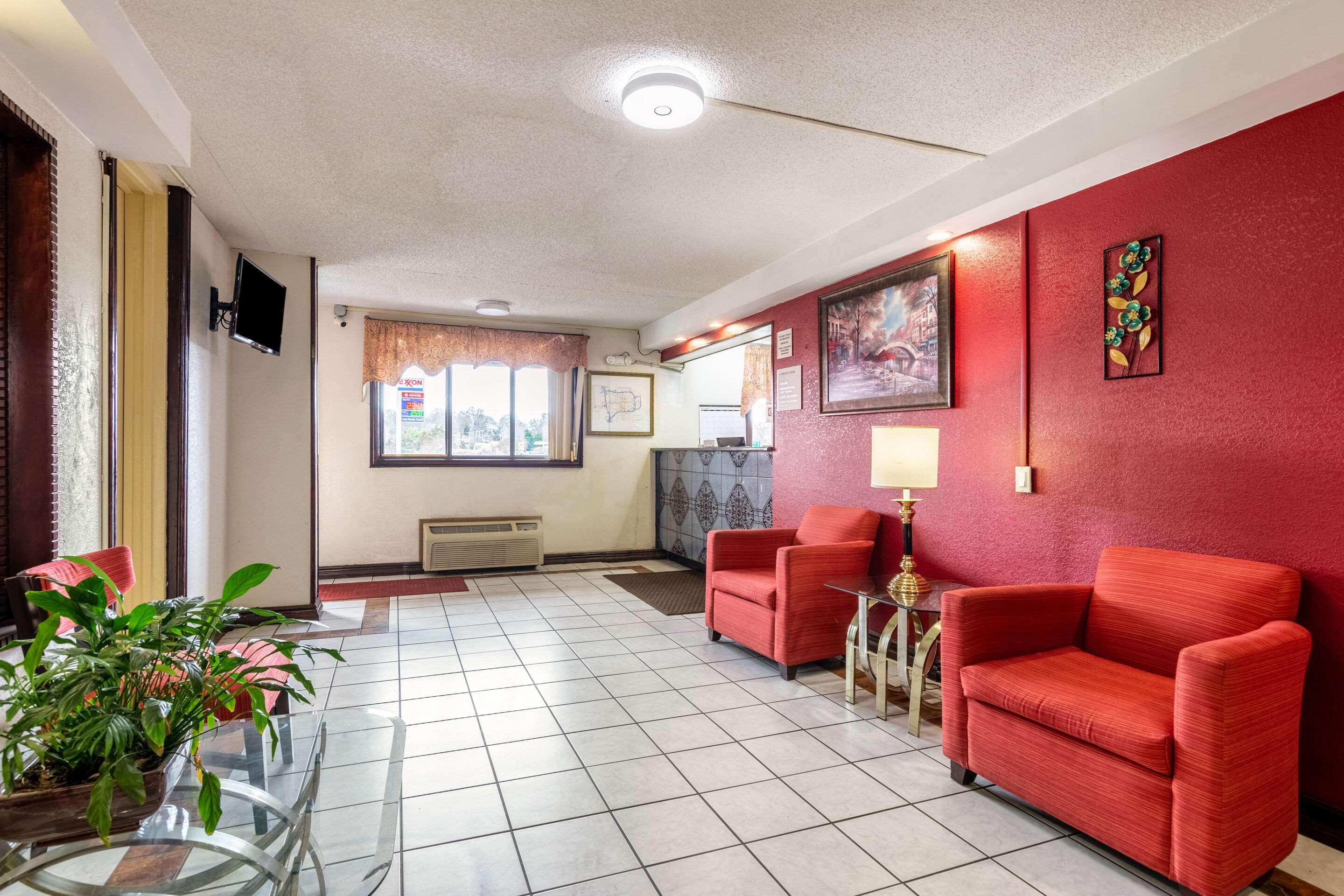 Econo Lodge Charlotte Airport Area Экстерьер фото