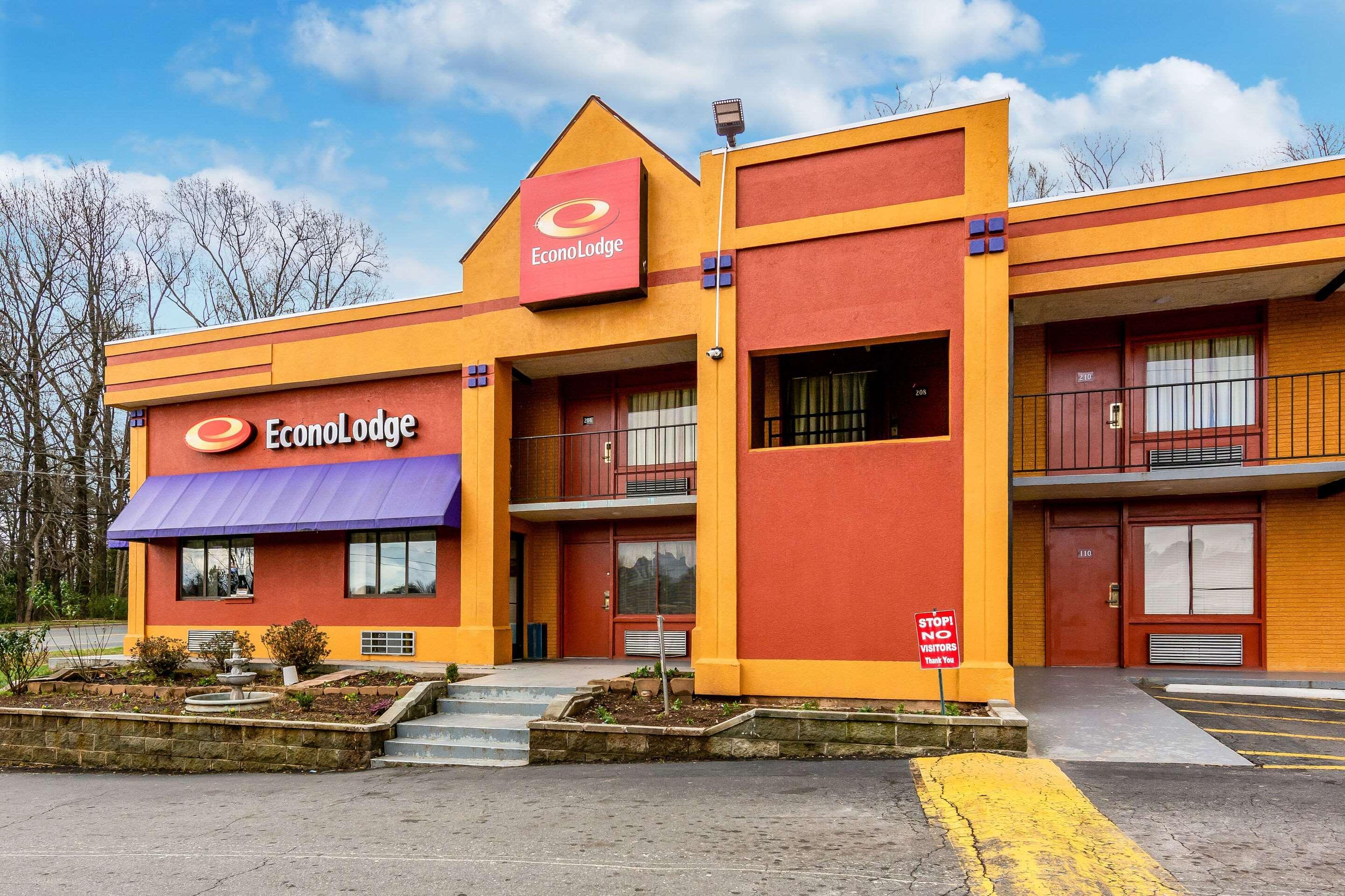Econo Lodge Charlotte Airport Area Экстерьер фото