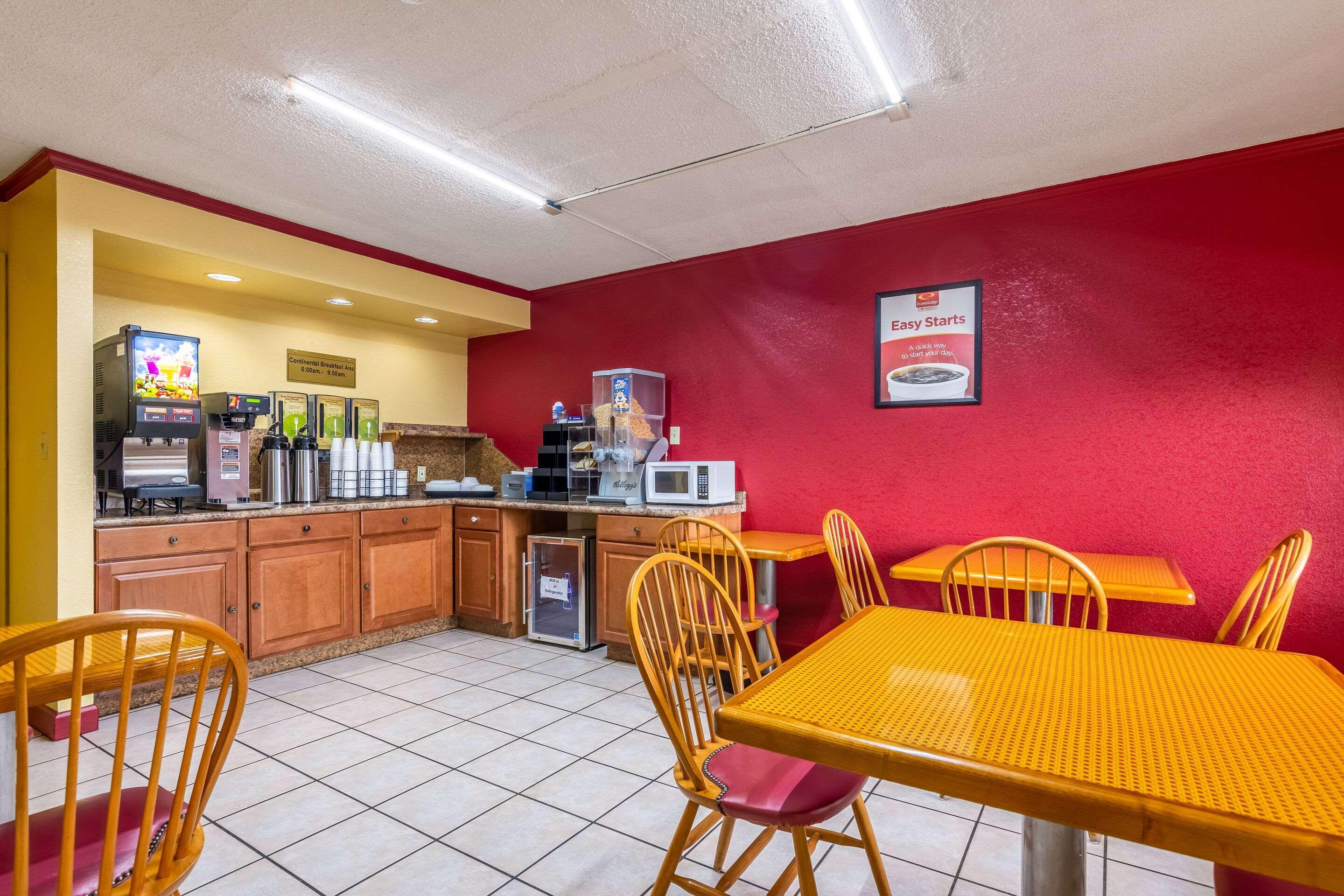 Econo Lodge Charlotte Airport Area Экстерьер фото