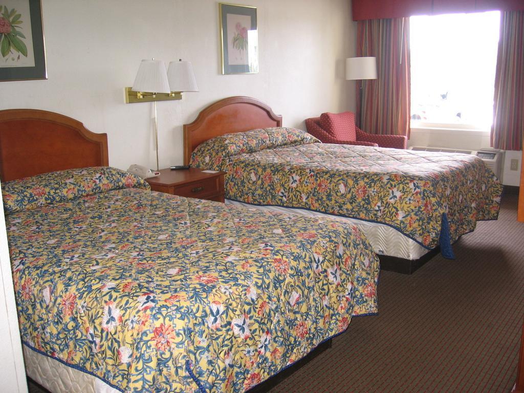 Econo Lodge Charlotte Airport Area Экстерьер фото